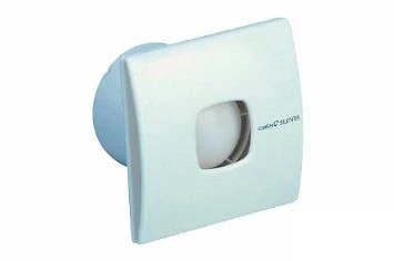 Ventiladores de pie y sobremesa