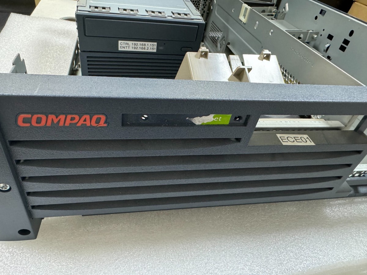 Compaq DEC ALPHASERVER DS10 600MHZ chassis DA-74BAA-EA 70-40092-04