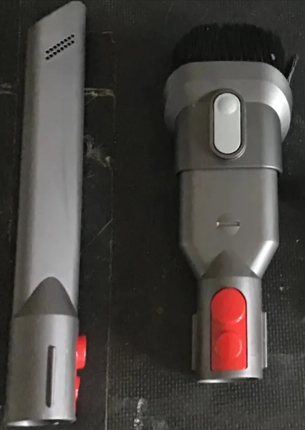 DYSON V11 STICK VACUUM CLEANER.SYD,BRIS,MELBOURNE ADELAIDE BUYERS ONLY