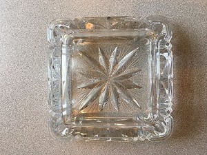 LEADED CRYSTAL ASHTRAY-6" SQUARE