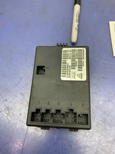 2014 - 2019 MASERATI GHIBLI OEM FRONT RIGHT SEAT HEATER CONTROL MODULE 670009709 - Picture 2 of 8