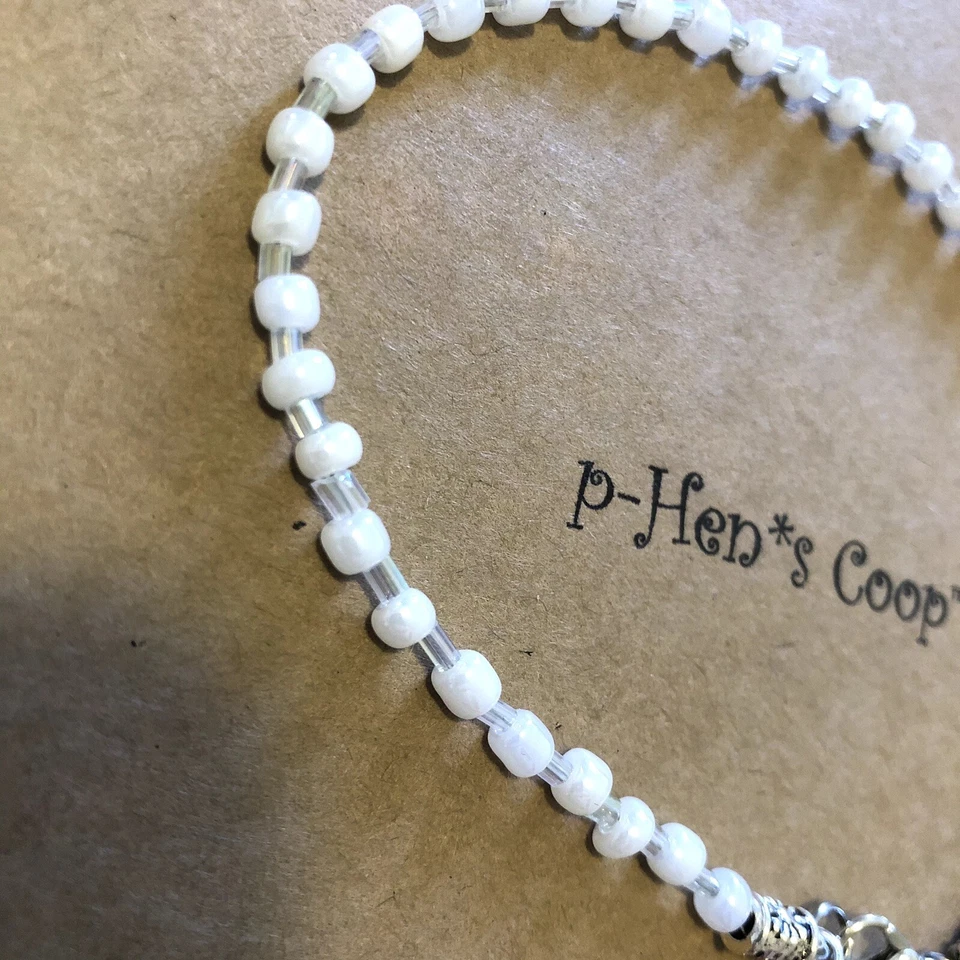 Tornozeleira anjo frisado com contas brancas perolizadas 9,5 polegadas artesanal feita à mão EUA 1770 - Imagem 2 de 3