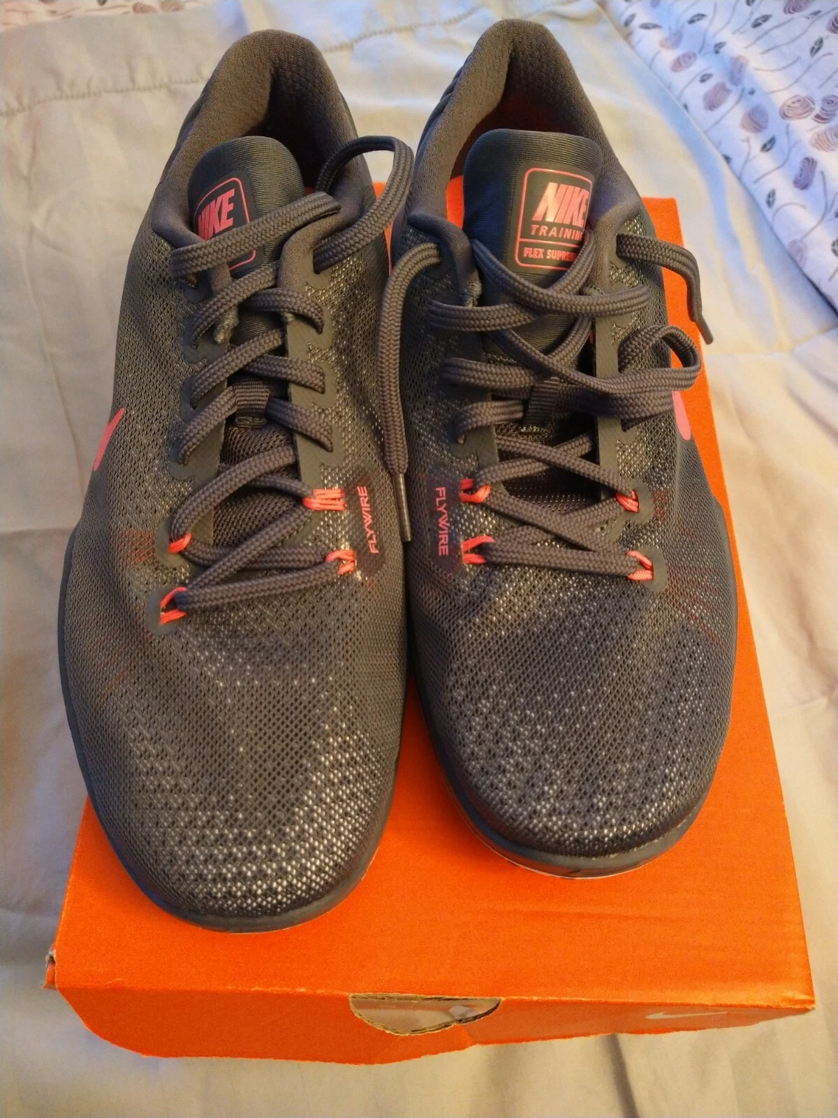 Chaussures femme Nike Flex Supreme TR 5 gris foncé rose blanc pointure 9 large