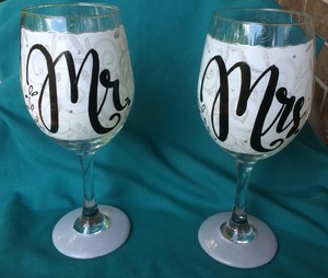 Hand Painted Mr Mrs Over Sized Wine Glasses Wedding