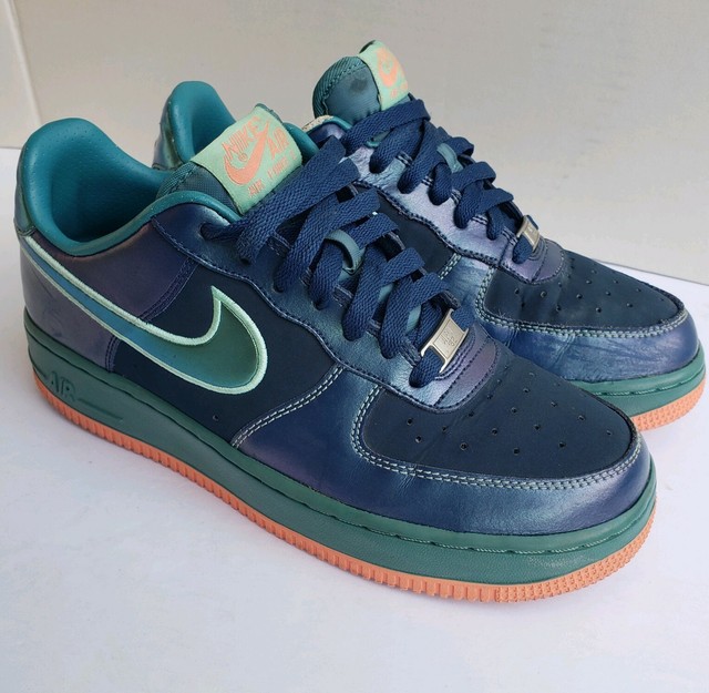 nike air force 1 green glow