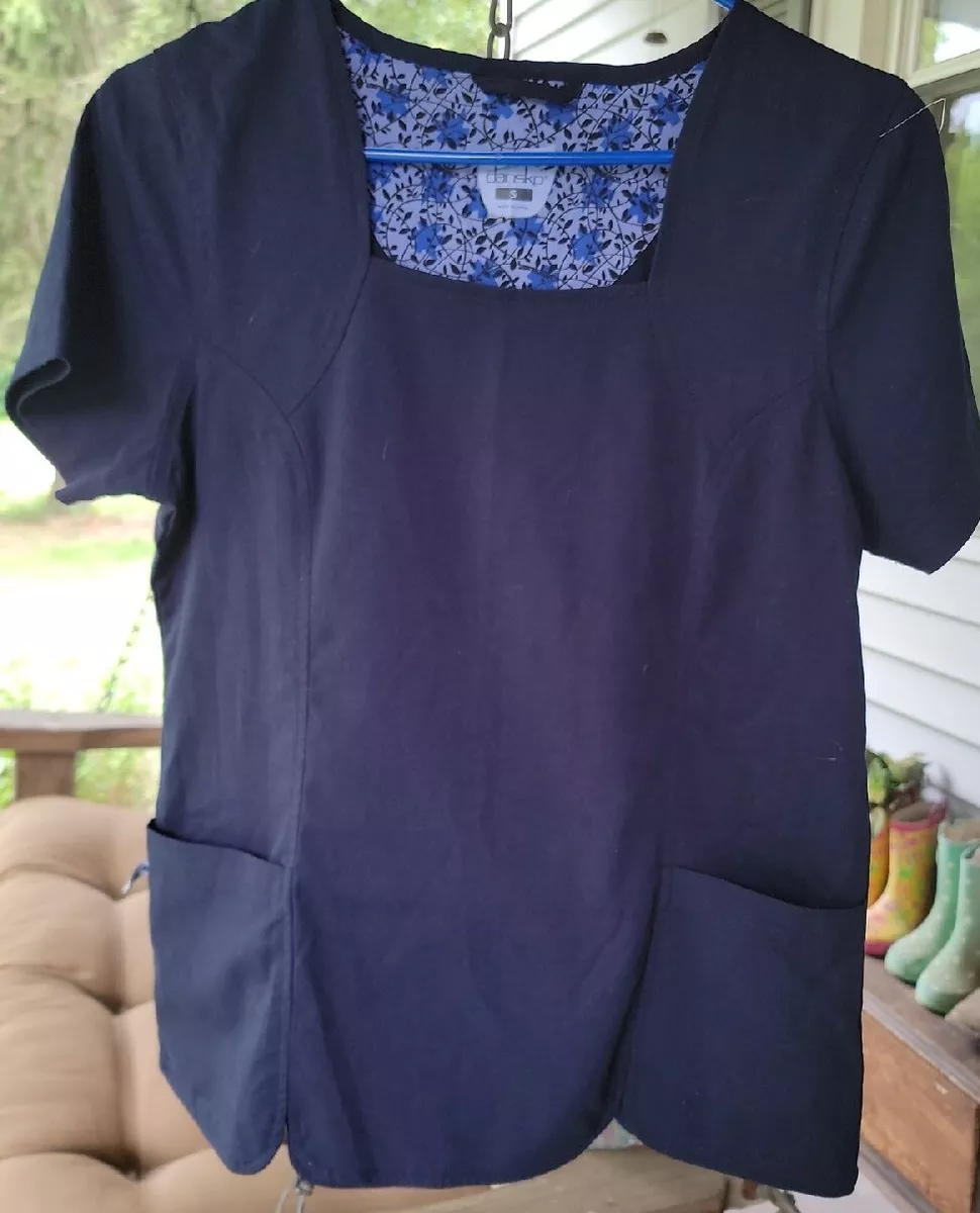 Dansko scrubs store