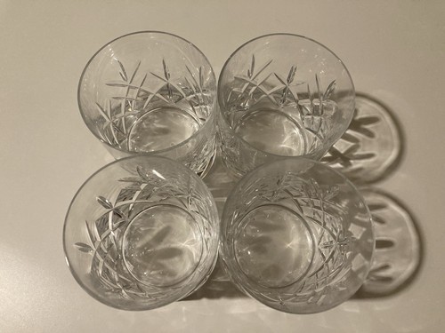 Crystal Champagne Glasses Set of 4 - Picture 2 of 3