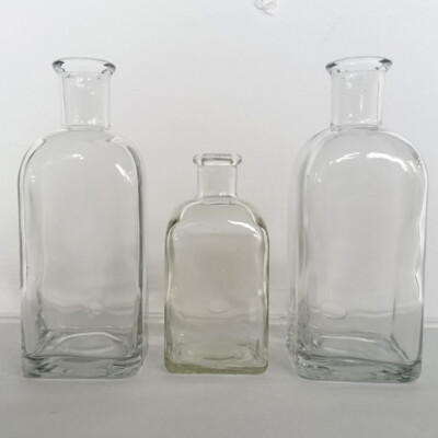 Litecraft Tischlampe Glasflaschen 3 Leuchten G4 Fassung - klare Auflösung         