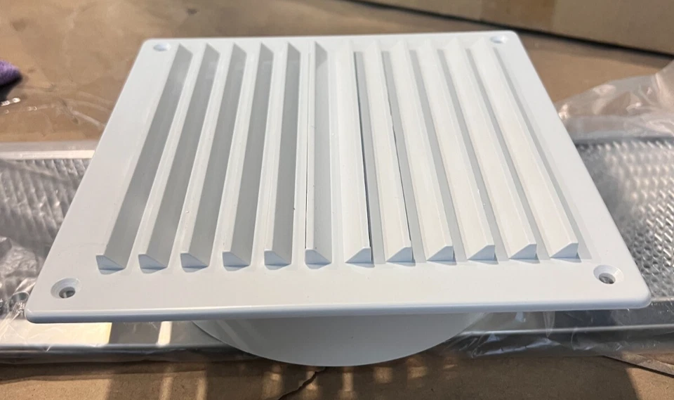 Zephyr ZRC8400A Recirculating Kit with Charcoal Filters WHITE - Image 2 of 4