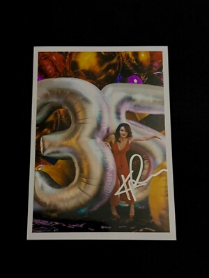 Katrina Lenk SIGNIERTES 5x7 Foto FIRMENFOTO. Broadway Musical, The Band s Visit