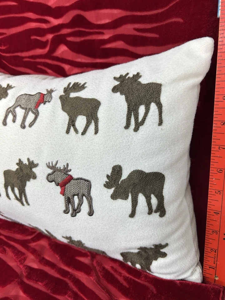 Праздничный лось плед подушка текстурированный, домик, Рождество - Изображение 3 из 4