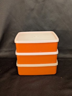 Tupperware 1458 Square Away Sandwich Keeper Set With Clear Lids Red VTG 