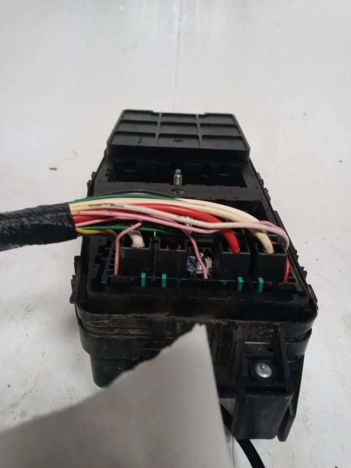 Caja de fusibles de motor Kia Sedona 2011 12 2014 probado por fabricante original  Foto 4 de 4