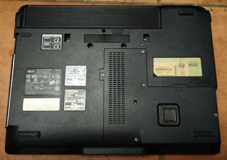 Ordenador Portatil ACER Travelmate 6293 Core 2 Windows XP + Windows 7 Multiboot - Imagen 3 de 4