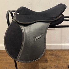 15 1/2” Thorowgood Maxam Synthetic Wide Fit Pony Saddle Black