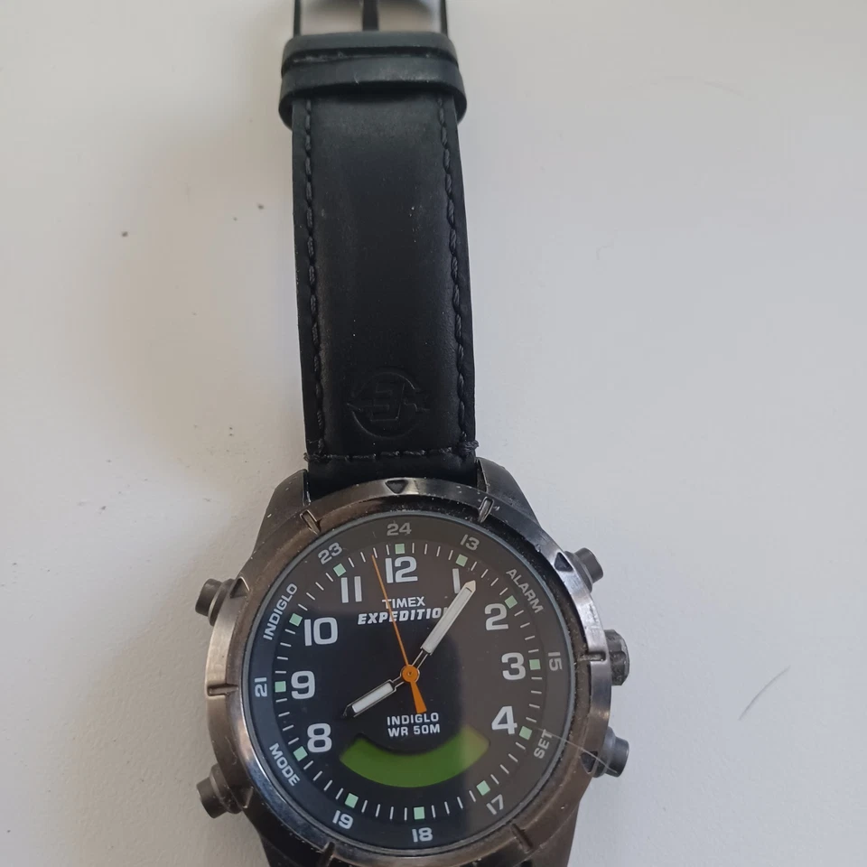 Timex Expedition Ana-Digi Indiglo WR50m Watch Leather Strap Mens - Image 4 of 4