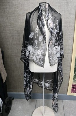 NEW Without Tag Alexander Mcqueen Black Jewelled  Skull Scarf Square  Large