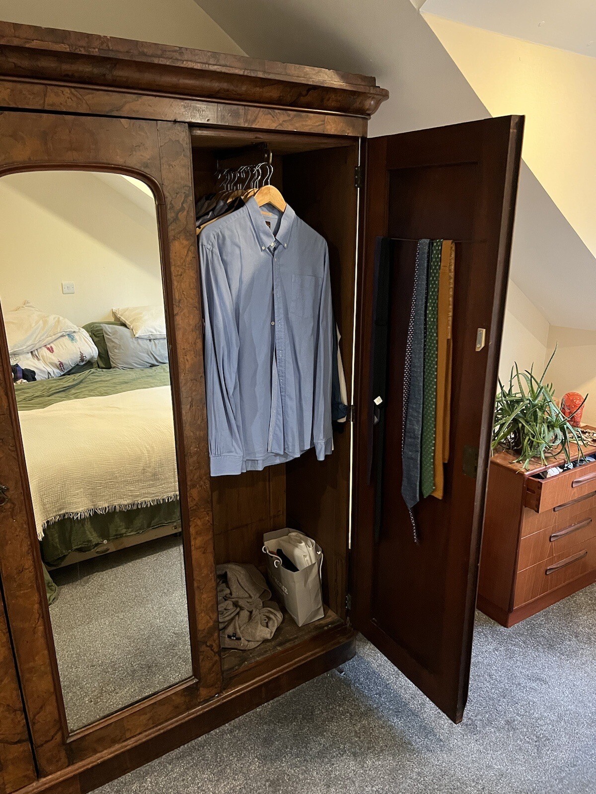 Edwardian Antique Triple Wardrobe with Mirror & Internal Drawers eBay