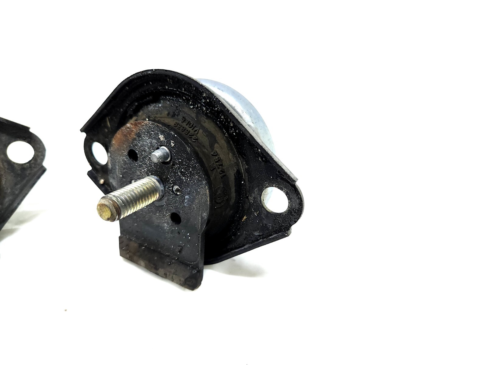 ⭐ 08-17 Maserati Gran Turismo Front Engine Motor Support Bracket Mount Set Oem