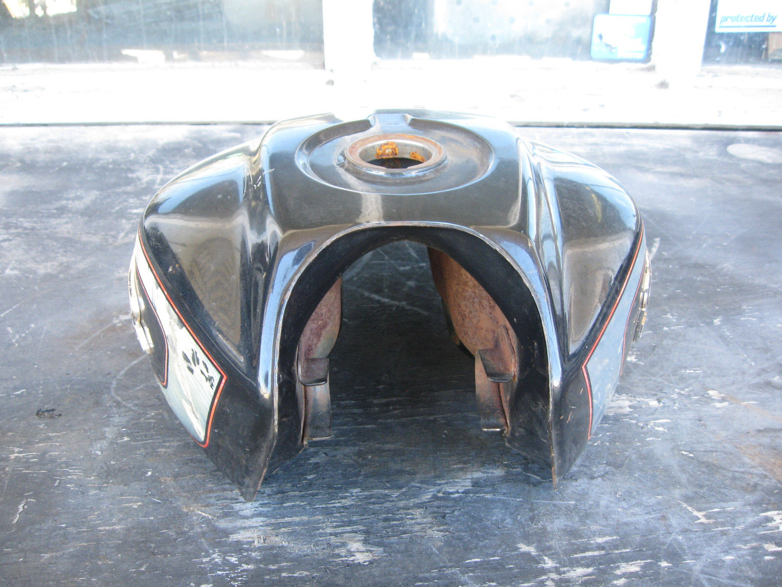 Picture 3 of 6