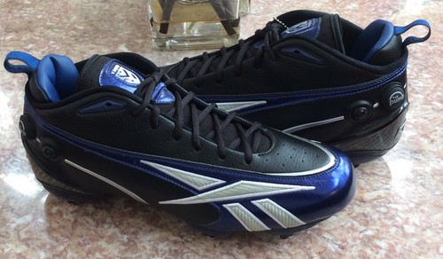Football Cleats Sz12.5 RB 802 KTS 