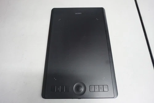 Wacom Intuos Pro Graphic Tablet P/N: PTH660 (NO PEN OR CABLES)