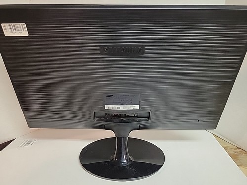 Samsung S24D300HL 23.6" LED Full HD Monitor - Black - Picture 6 of 7