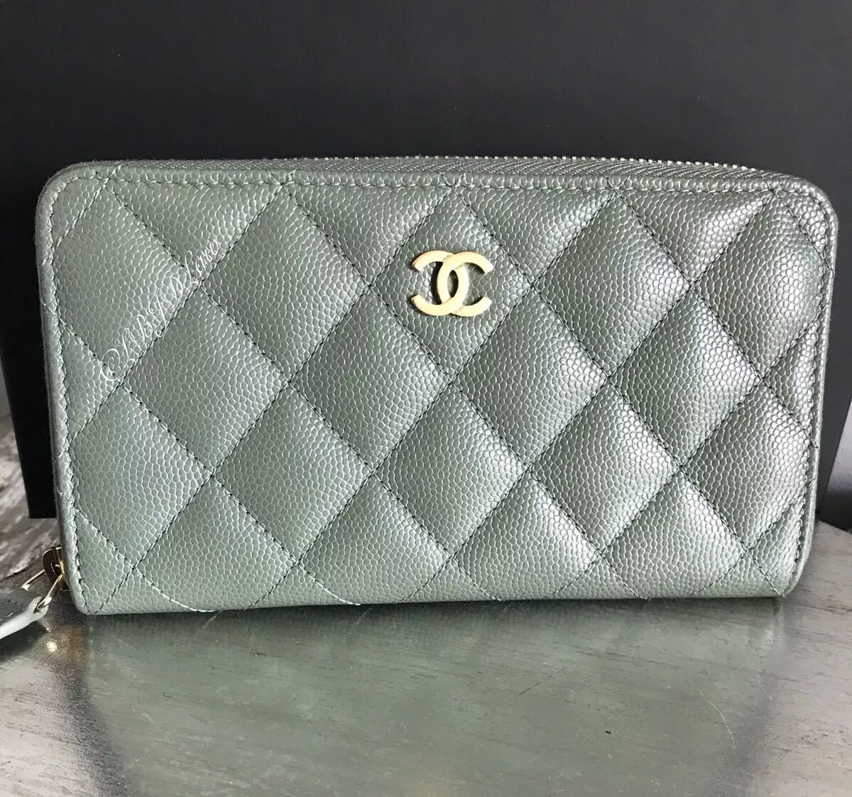 CHANEL 18C Iridescent Light Green Caviar Small Medium Zip Wallet