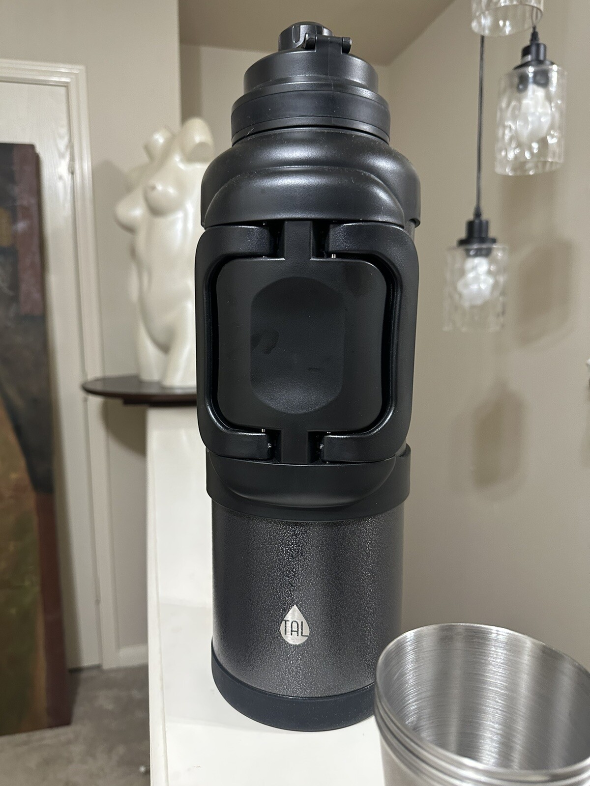 Manna Thermos Stainless Steel Insulated Bottle BPA Free 1 Gal W/ 4 Cups