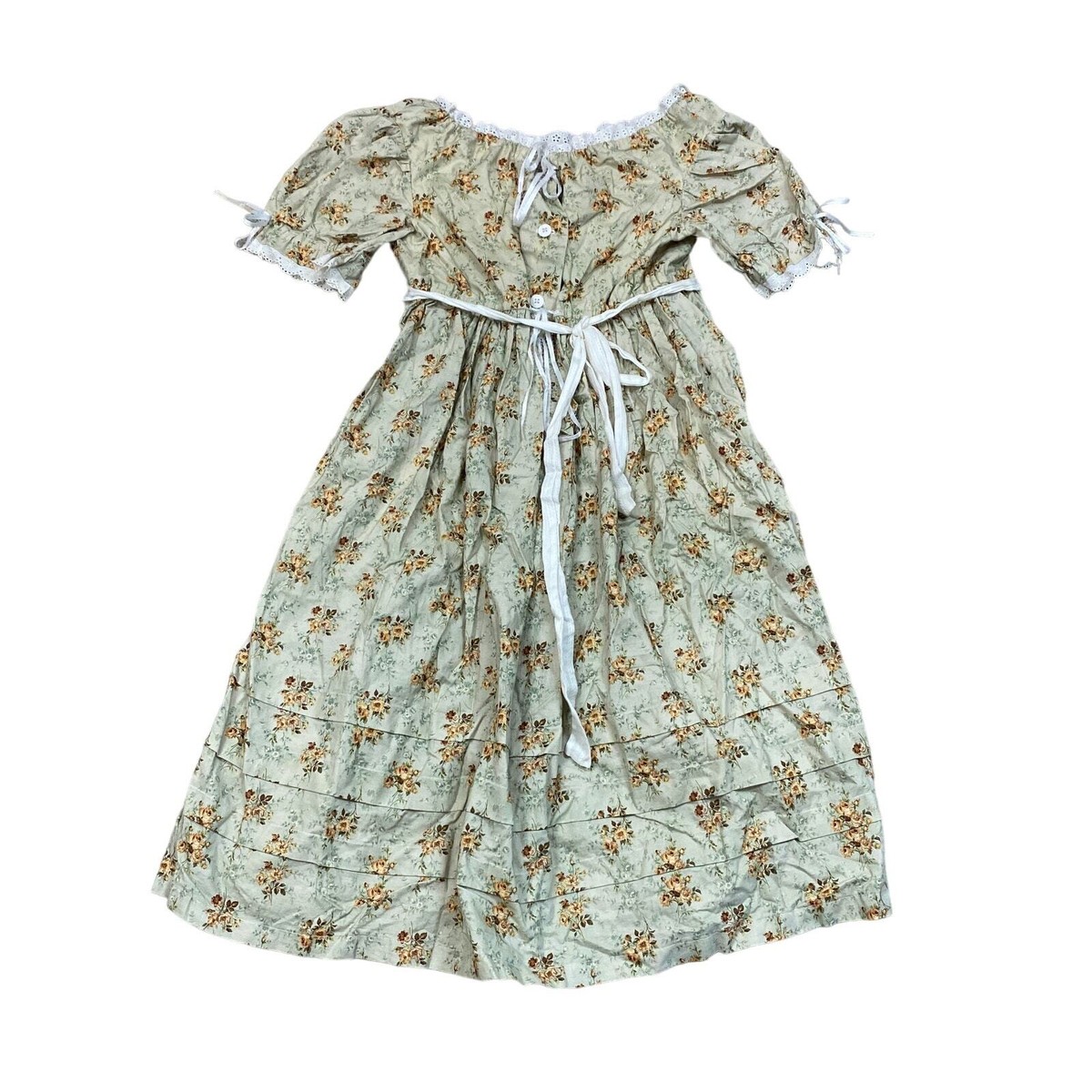 cottagecore apron dress Pocketful of sunshine Pinafore apron in Olive Green and Meg dress in  Dusty Pink from our shop. . . . #littlewomenatelier #linenapron #linenlove  #linendress #linenclothes #sustainsblebrand #cottagecore