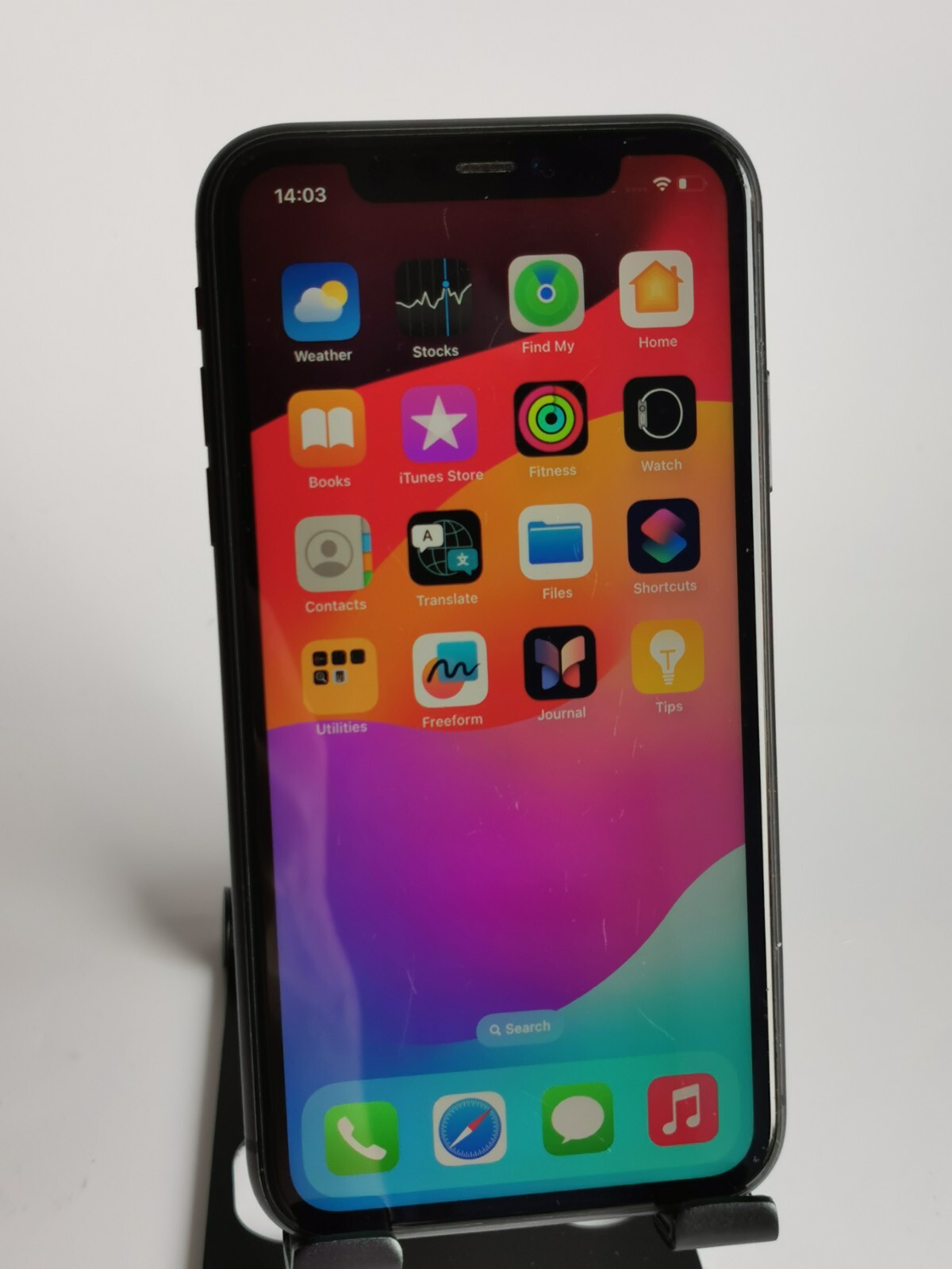 Apple iPhone 11 - 64GB - Black (Unlocked) A2221 (CDMA + GSM)