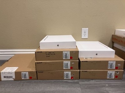 MacBook Air M3 15in 16GB/512GB - A3114  - Brand New/ Sealed Box
