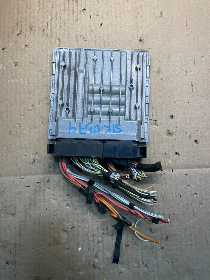 Módulo informático motor BMW 330i Ecm Ecu 2006 a 2008 fabricante de equipos originales u2162 DG Foto 3 de 4