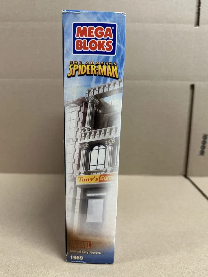 Mega Bloks 1969 The Amazing Spider-Man & Green Goblin Marvel City Towers - NEW - Image 4 of 4