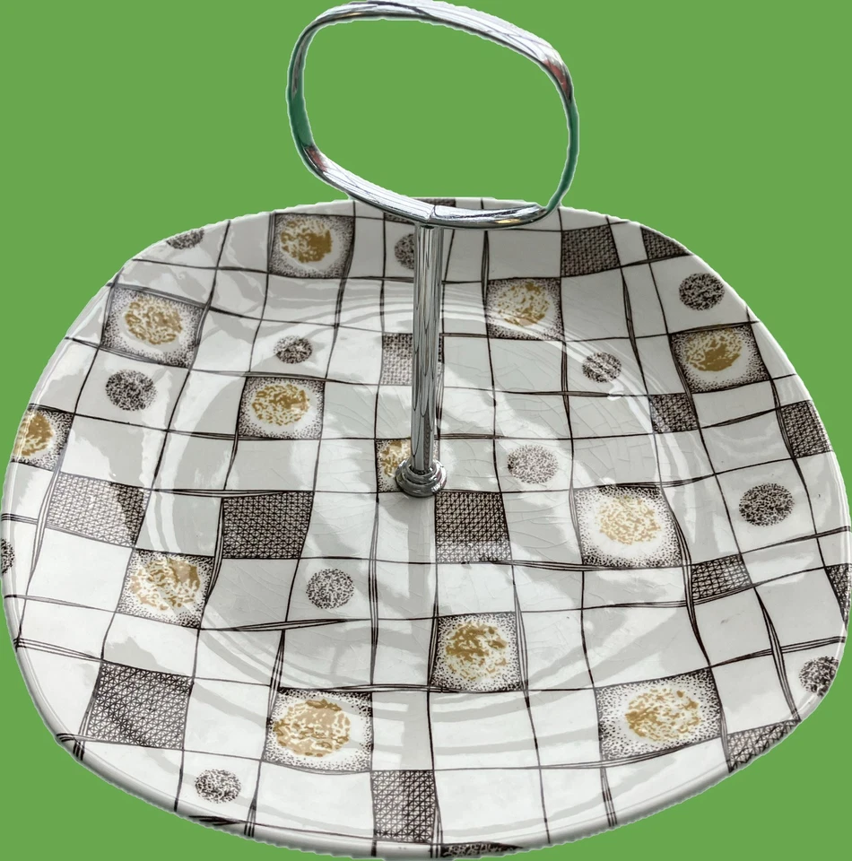 Midwinter Jessie Tait Homespun cake plate chrome TV screen handle 1950s mcm - Image 2 of 4