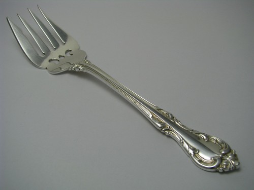 BIRKS STERLING SILVER FORK SERVING FORK Laurentian Pattern by Henry Birks & Son - Picture 1 of 12