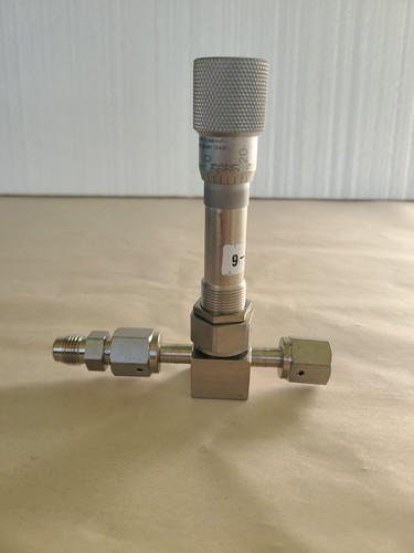 Válvula dosificadora sellada Swagelok SS-4BMG-V51E NUPRO N57936 - Imagen 3 de 9