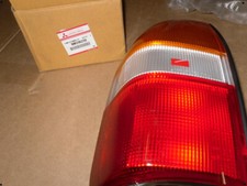 Feu arrière Mitsubishi L200