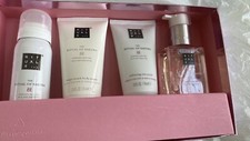 rituals the ritual of sakura organic  cherry blossom gift set