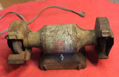 Vintage Wissota E7-S Ball Bearing Bench 