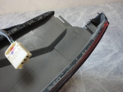 TOYOTA MARKⅡ GX110 JZX110 Genuine Tail Light Lamp Right 81561