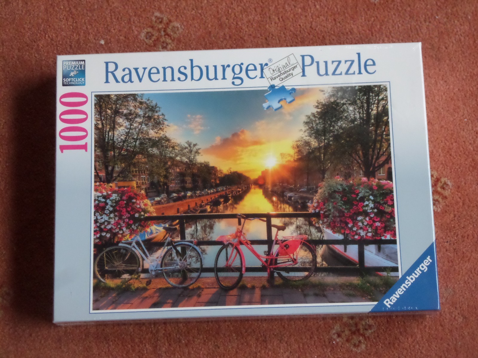 1000 PIECE JIGSAW 'BICYCLES IN AMSTERDAM' BY RAVENSBURGER NEW&SEALED FREE POST
