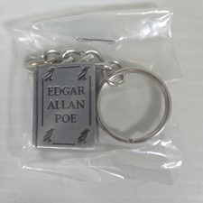 Edgar Allan Poe Libro Llavero Autor Escritor Cita Grabada Peltre Novedad Regalo