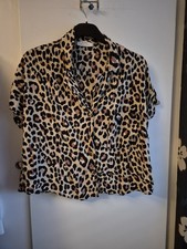 Bershka Leopard Print short Blouse size L  Brown  Buttons