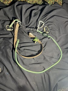 Buckingham Supersqueeze 490R LINEMAN Climbing harness