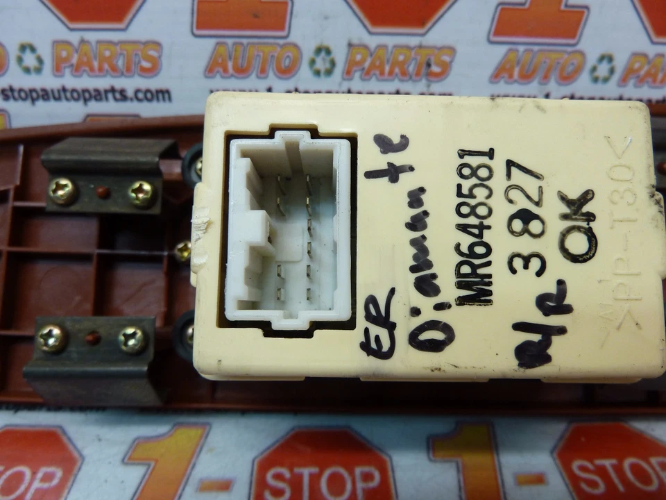 97-99 00 01 02 03 04 MITSUBISHI DIAMANTE PASSENGER REAR POWER WINDOW SWITCH OEM - Image 3 of 4