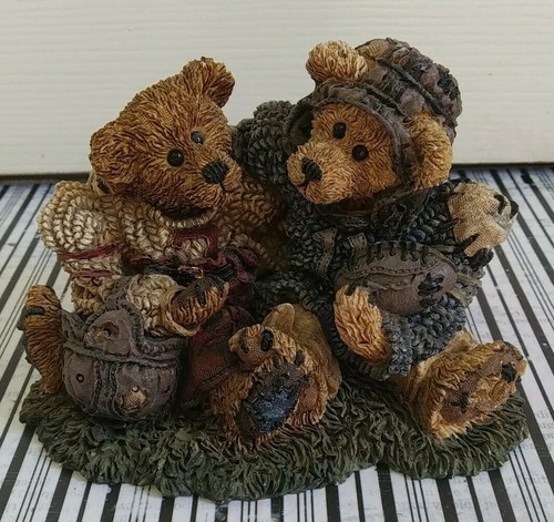 Boyds Bears & Friends #2255 Grenville & Knute Football Buddies 1995 Collection - Picture 1 of 5