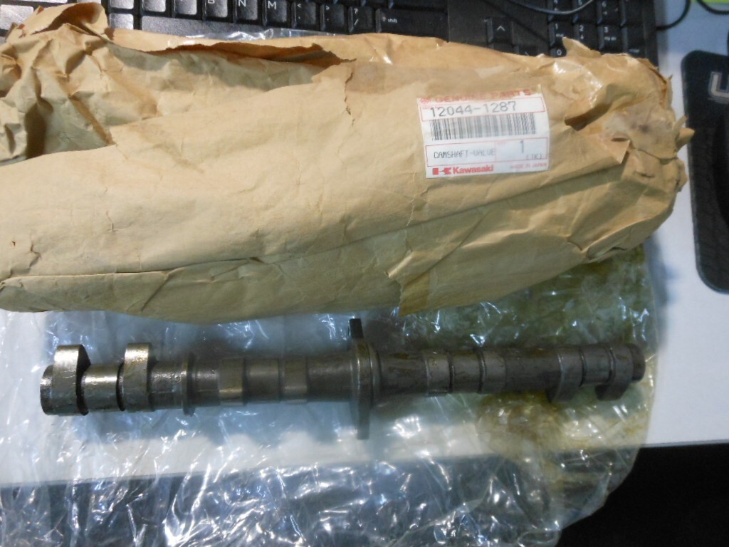 NOS Kawasaki Intake Valve Camshaft 1990-1993 ZX600 12044-1287 | eBay