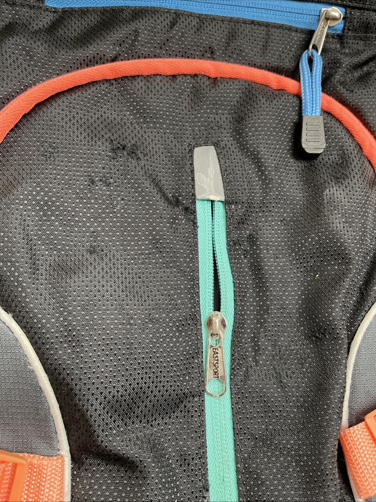 Eastsport Backpack Size Medium - image 24