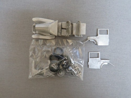 1:43 AUTO REPLICAS A.R.26 1926 BUGATTI TOWN CARRIAGE W/METAL KIT "UNMADE" - Picture 7 of 12